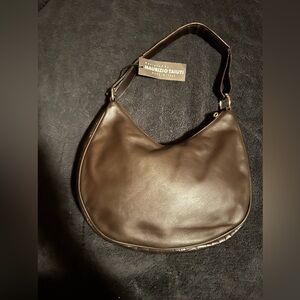 NWT Designed by- MAURIZIO TAIUTI
MADE IN ITALY